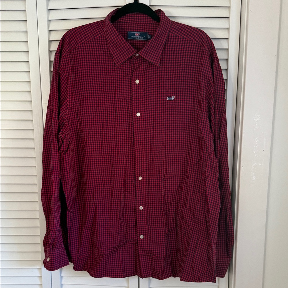 Vineyard Vines Men's Red Plaid Button Down Shirt